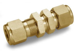 Ham-Let Let-Lok® brass metric union bulkhead 